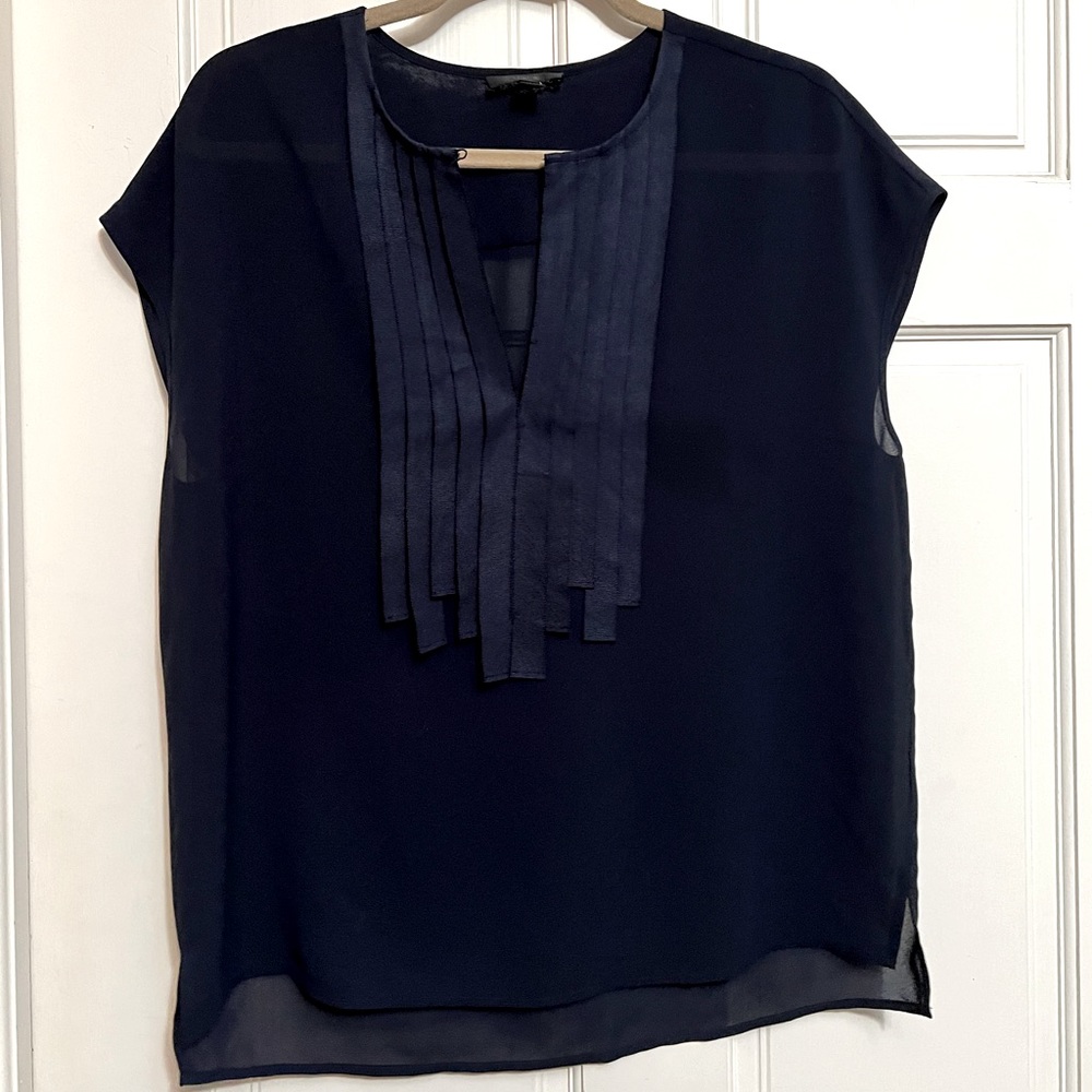 Pretty blouse with grosgrain ribbon details